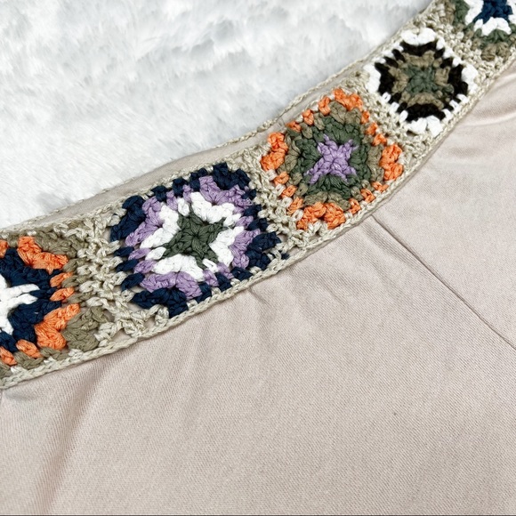 Hello Nite! Crochet Waist Terry Lined Shorts in Khaki Size S - Picture 4 of 6